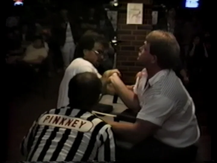 1990 New Glasgow Pub